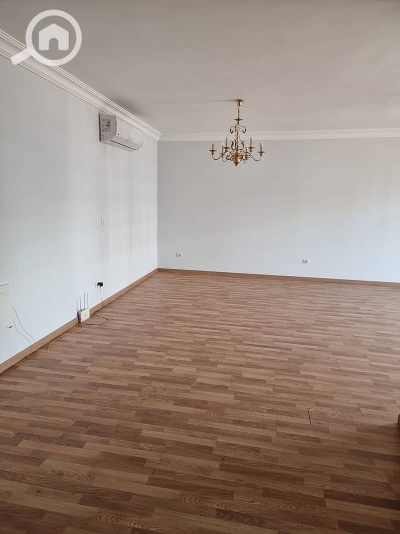 3 WhatsApp Image 2025-11-12 at 16.55. 21. jpeg