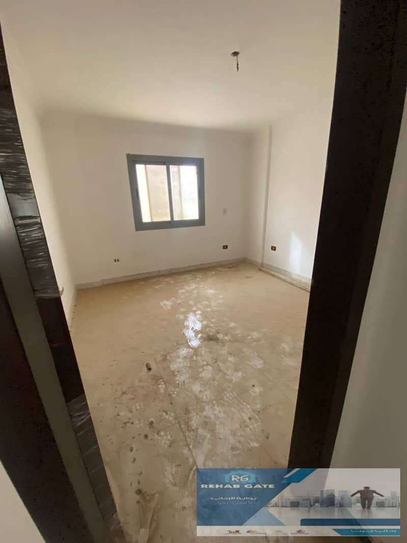 5 6d51395c-fd4d-47ee-99b7-68ac584d2187. jpg