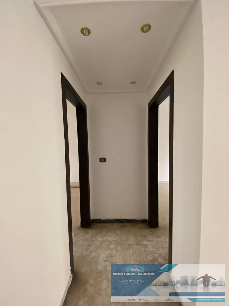 8 c99ea58b-d76a-4e83-9bd5-ecaa18e96d83. jpg