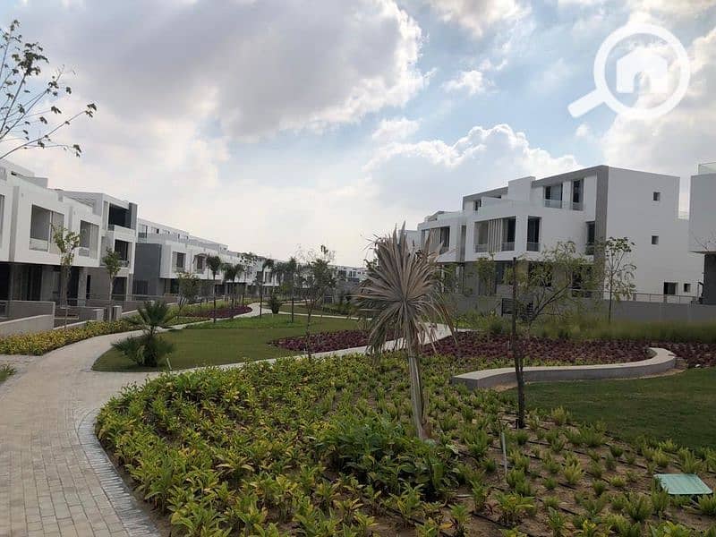 37 WhatsApp Image 2024-08-26 at 12.45. 00_e92b083e - Copy (2). jpg