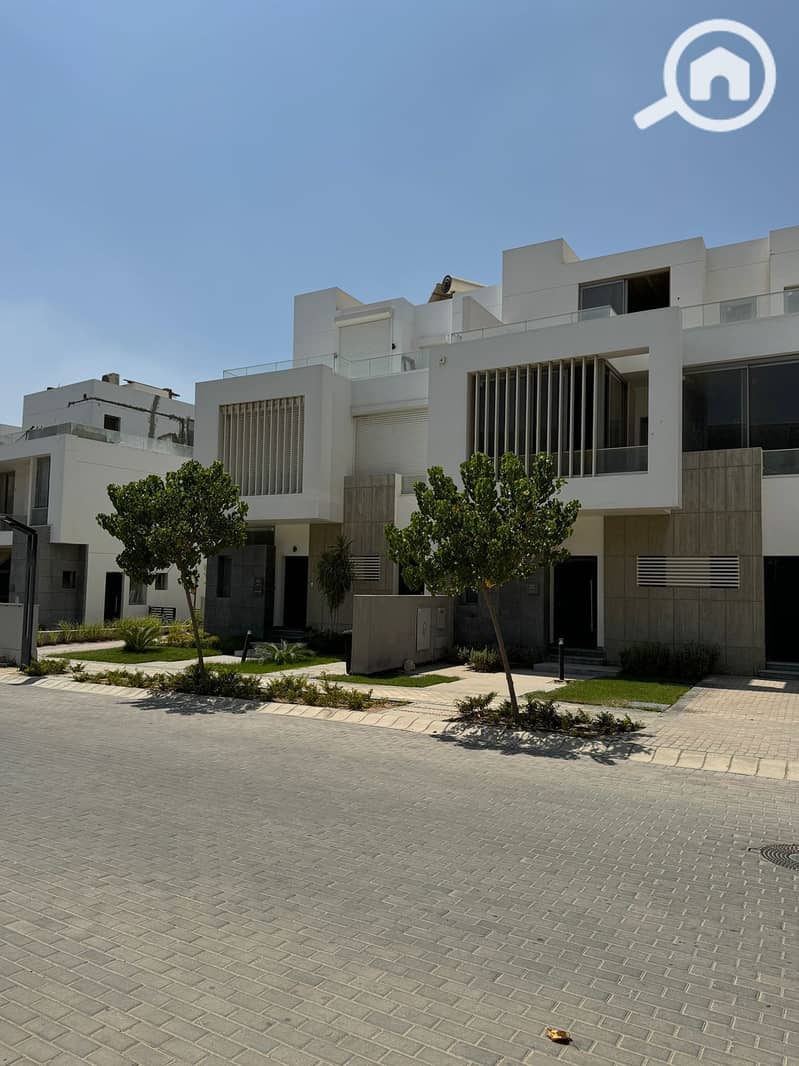 10 WhatsApp Image 2025-10-12 at 1.43. 39 PM (6). jpeg