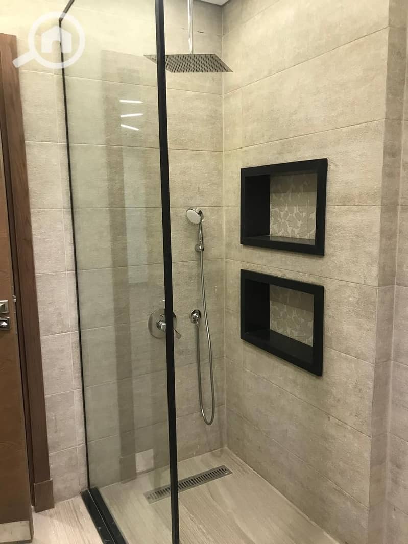 22 WhatsApp Image 2025-11-10 at 16.28. 49 (1). jpeg