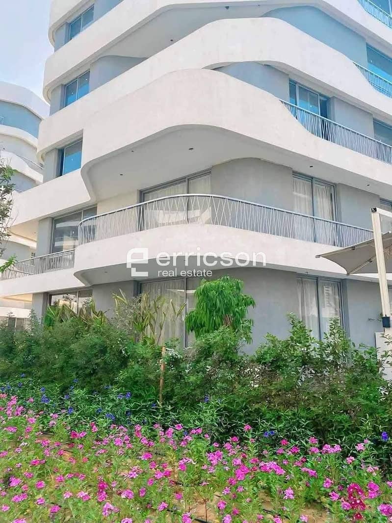 10 495963638_1614090229270258_8511571446679312272_n. jpg