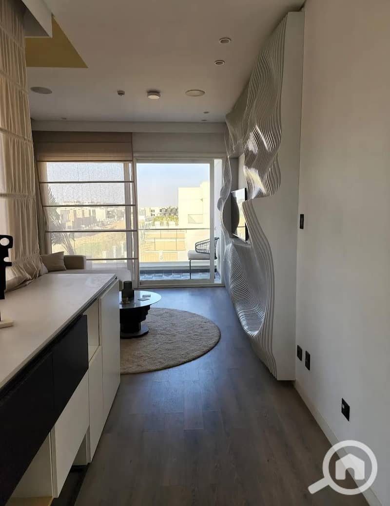 3 2e807bd4-942b-4c2a-8fa7-0749a4bdadef. jpg