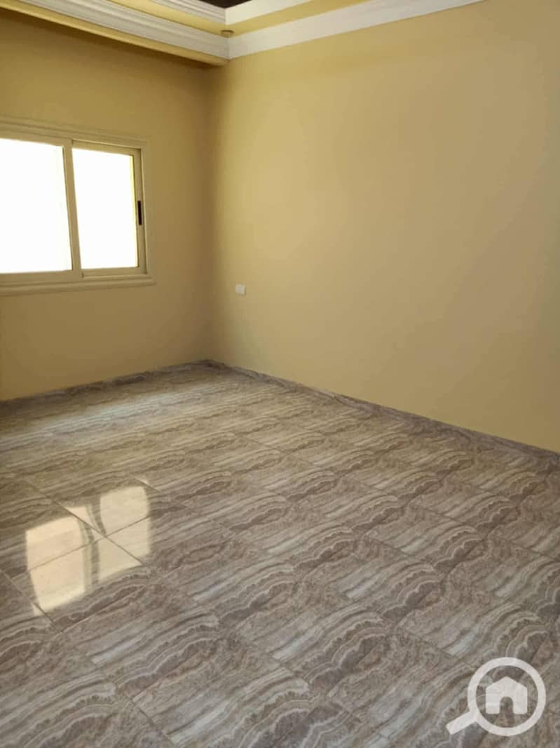 8 WhatsApp Image 2025-11-08 at 11.35. 19 PM. jpeg