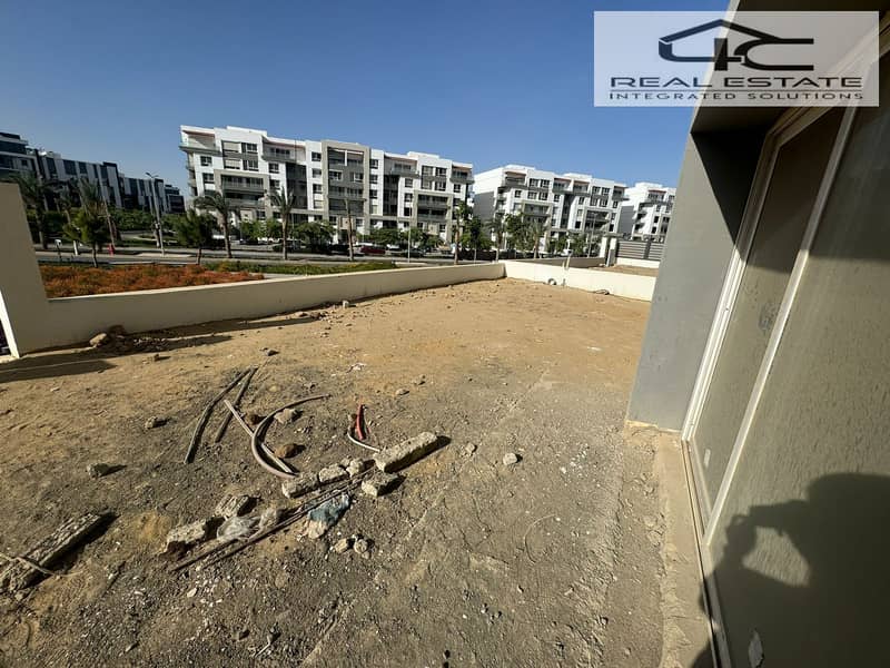 10 WhatsApp Image 2024-10-31 at 1.31. 50 PM. jpeg