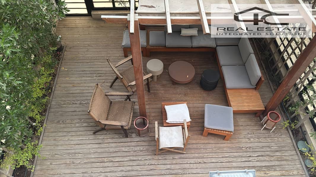 4 WhatsApp Image 2025-11-12 at 17.11. 20 (2). jpeg