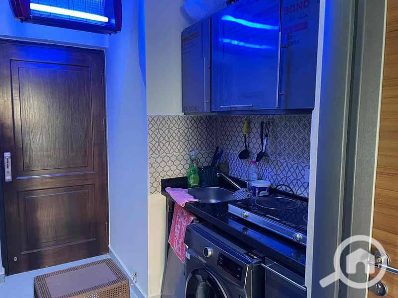 10 cacb273e-6a2f-4344-b67f-41112c1f6396. jpg