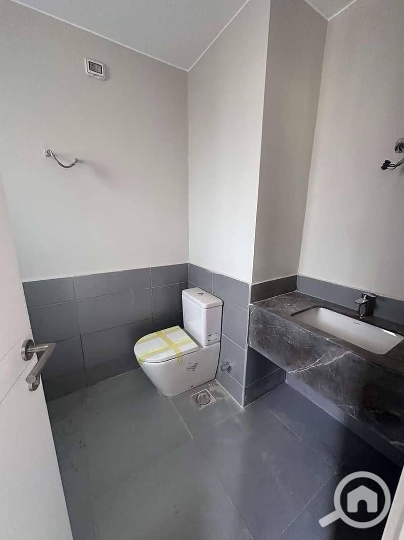 10 WhatsApp Image 2025-05-18 at 3.21. 59 PM (2). jpeg