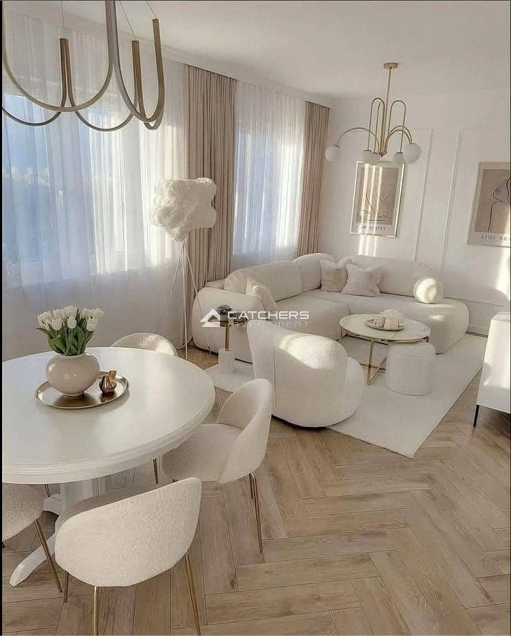 8 566214211_1163981282492378_1897826164461147932_n. jpg