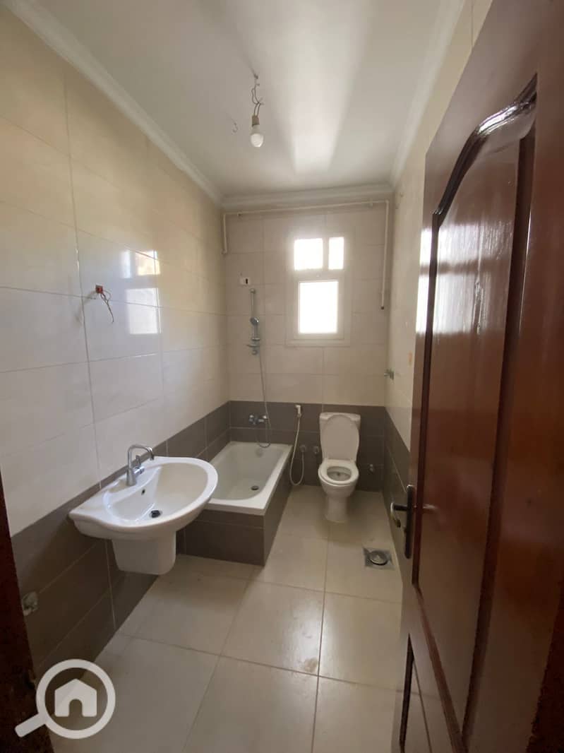 4 WhatsApp Image 2025-11-12 at 5.23. 50 PM. jpeg