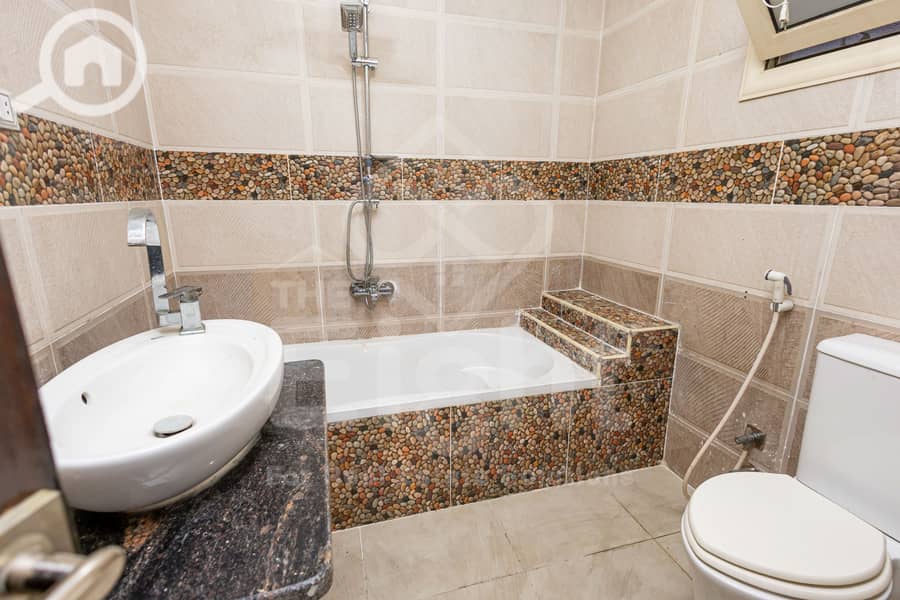 20 (19)IMG_2340. jpg