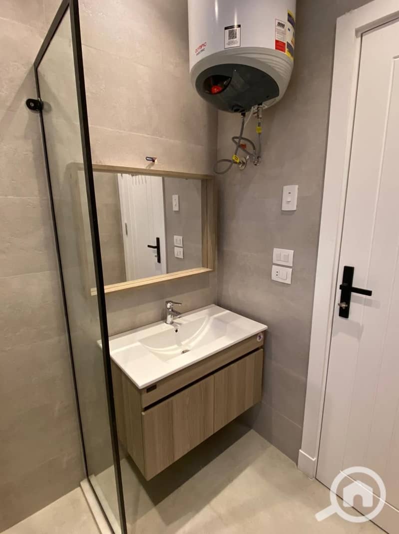 9 cf003980-6d8b-47c5-9a92-98f3d03ab2c3. jpeg