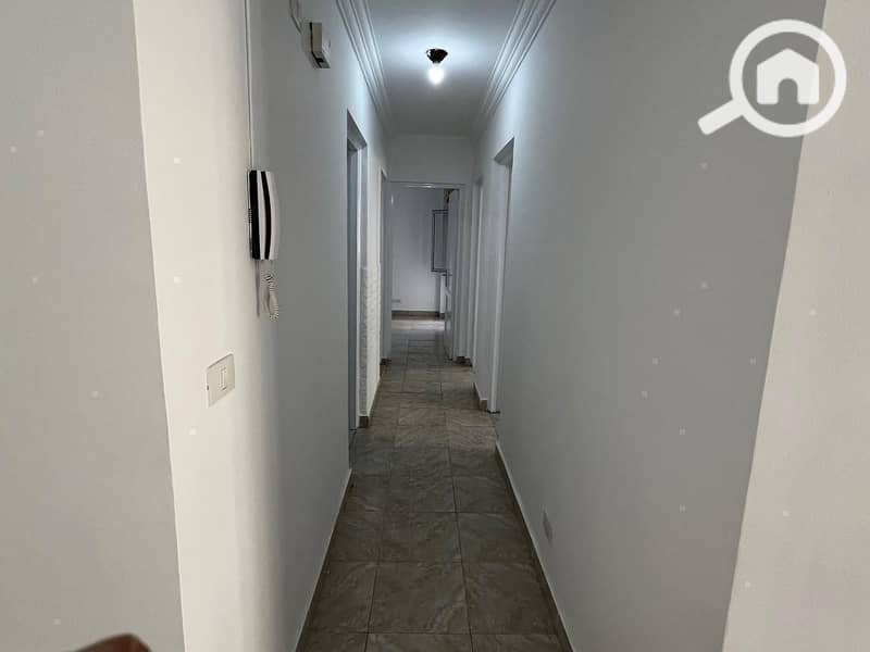 3 WhatsApp Image 2025-11-12 at 15.17. 43_21f8a9d6. jpg