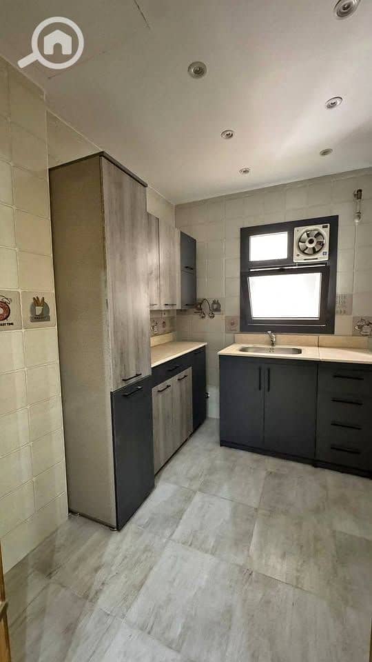 4 543383941_762124156745925_5545058851743558196_n. jpg