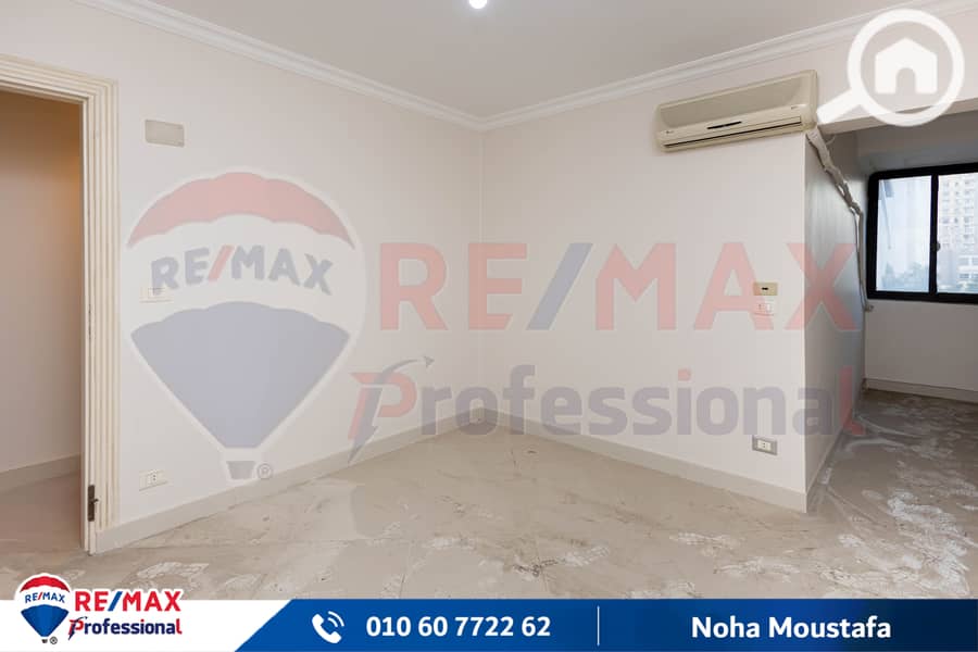 10 IMG_0275-Edit. jpg