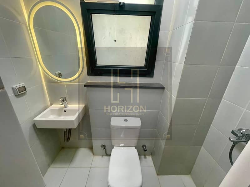 12 WhatsApp Image 2025-10-27 at 11.32. 28 AM (1). jpeg