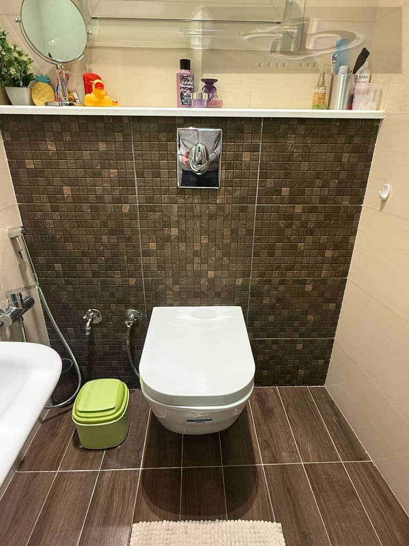 10 WhatsApp Image 2025-11-12 at 3.40. 56 PM. jpeg