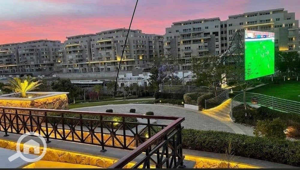 9 b8310e70-5481-4302-97e2-17d96167234d. jpg