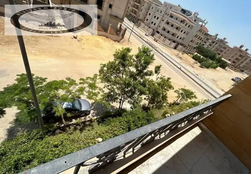 5 8c0049c0-9066-44a3-adc1-3ea0d3c8afd1. jpg