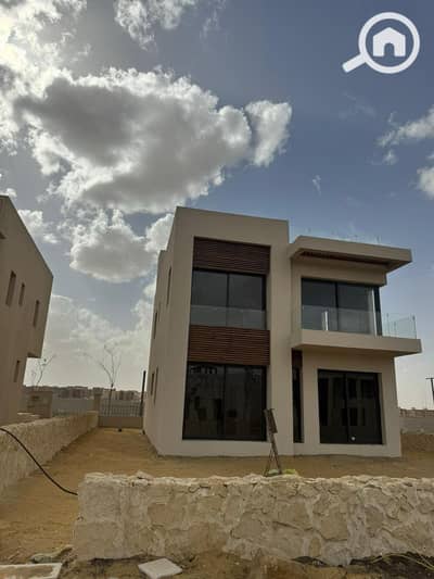 فیلا 4 غرف نوم للبيع في 6 أكتوبر، الجيزة - WhatsApp Image 2025-03-10 at 8.10. 48 PM. jpeg