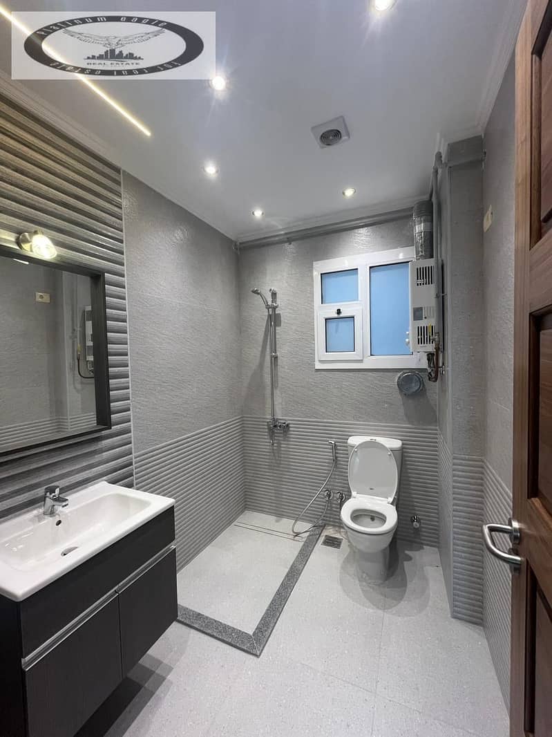 17 e696c97b-9e42-4f71-957a-083baff749a5. jpg