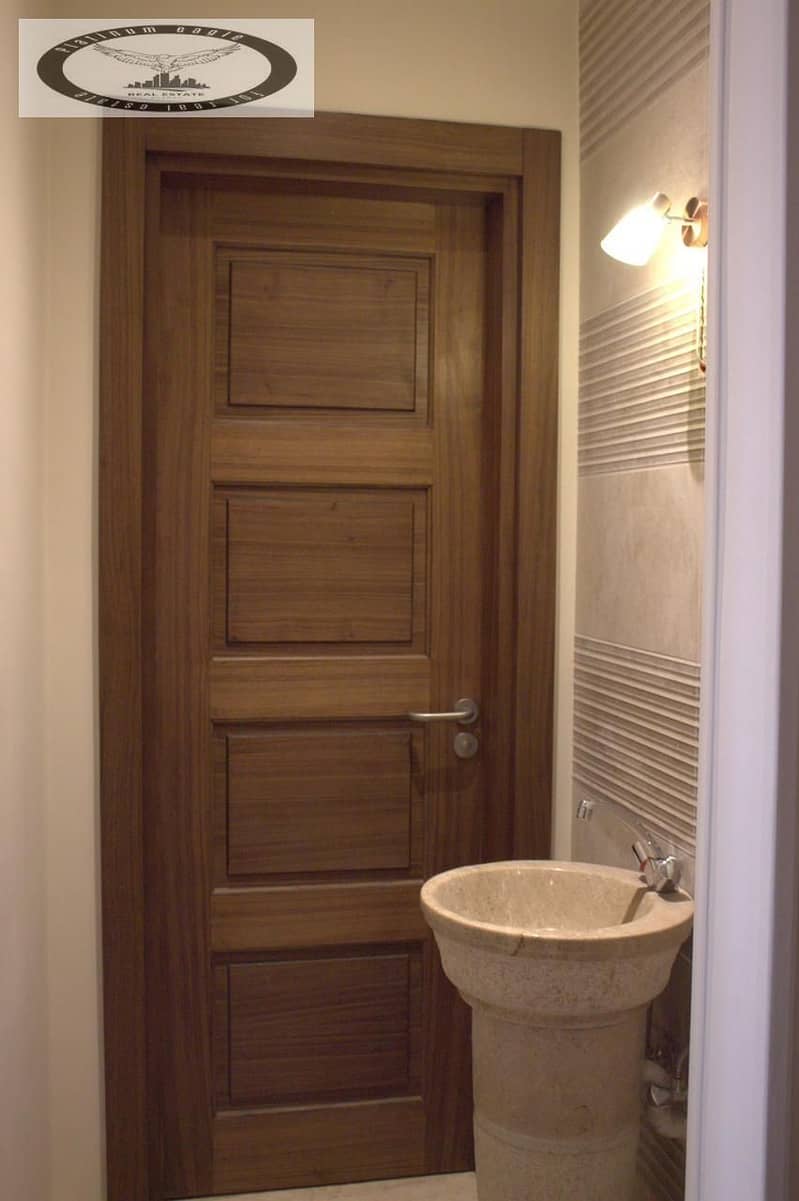 19 373ea645-27c6-404f-b2c5-f9f7def1efa8. jpg