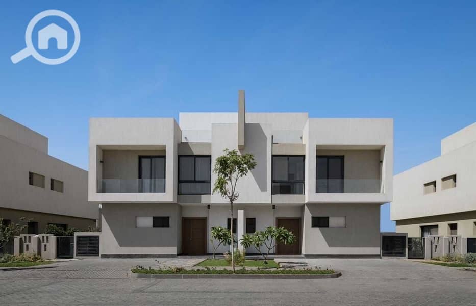 4 WhatsApp Image 2025-11-12 at 05.28. 41_c9a5b1a7. jpg