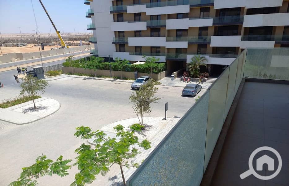 6 WhatsApp Image 2025-11-12 at 05.28. 44_db1bfba1. jpg