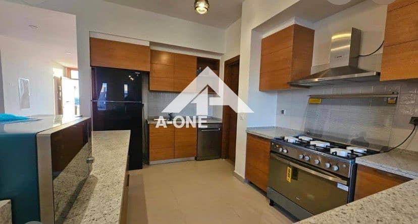 8 9875256b-0538-4803-bcaa-f7d3f1bf6d64. jpeg