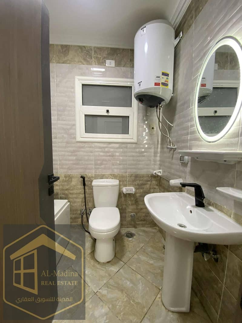 13 WhatsApp Image 2025-11-11 at 2.06. 21 PM (1). jpeg