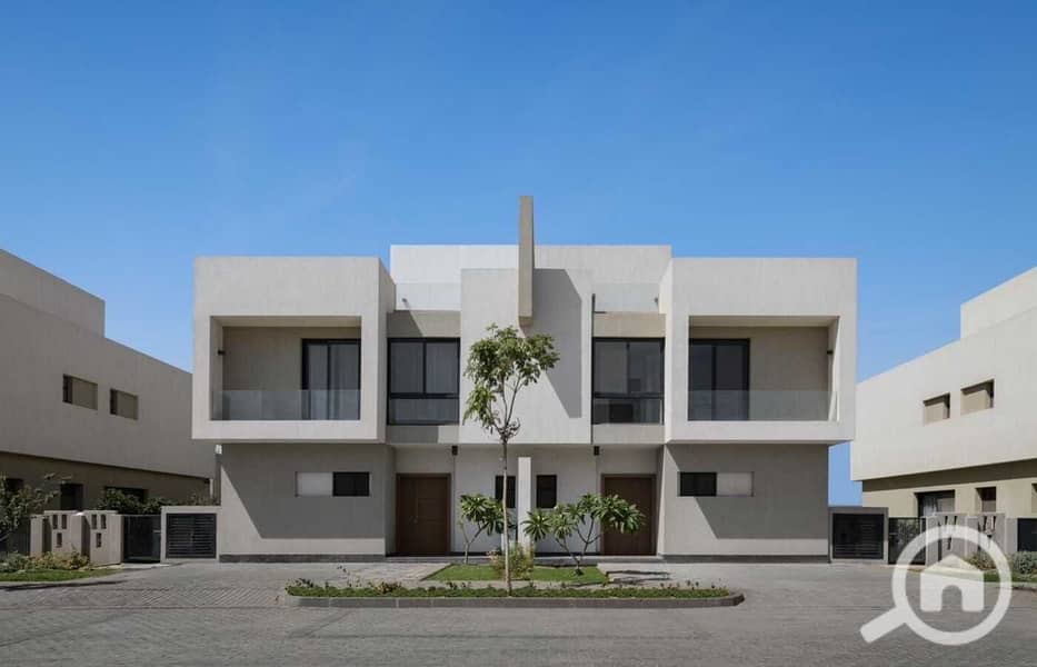 4 WhatsApp Image 2025-11-12 at 05.28. 41_c9a5b1a7. jpg