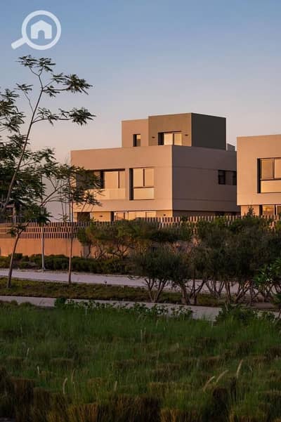 تاون هاوس 4 غرف نوم للبيع في القاهرة الجديدة، القاهرة - WhatsApp Image 2025-11-12 at 04.10. 37_fdbfa139. jpg