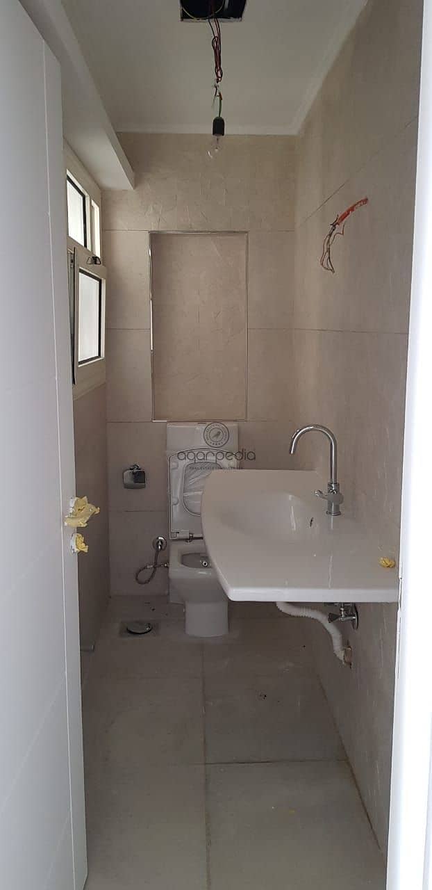 3 WhatsApp Image 2025-09-22 at 12.48. 36 PM (1). jpeg