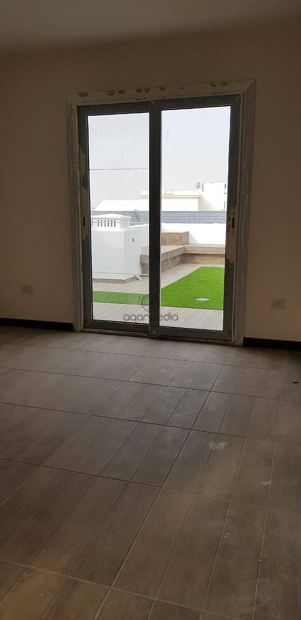 10 WhatsApp Image 2025-09-22 at 12.48. 37 PM. jpeg