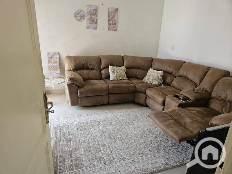 6 0011ca8f-32cc-4424-9770-a0a5373c4961. jpg