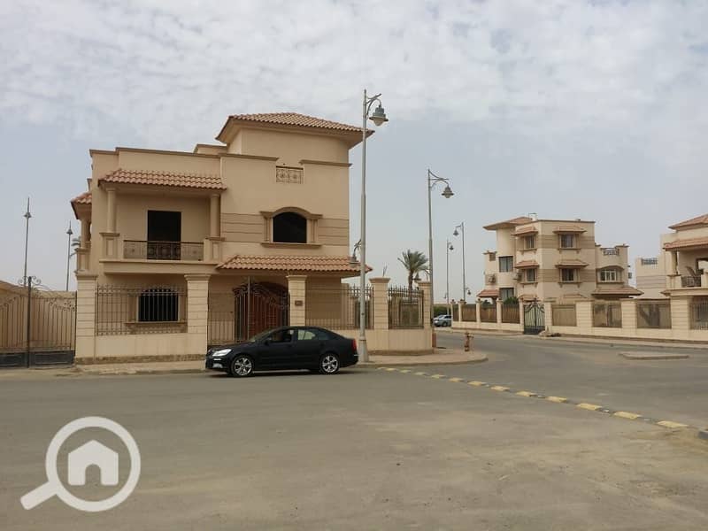 6 WhatsApp Image 2025-11-12 at 09.00. 54_23c25ad1. jpg