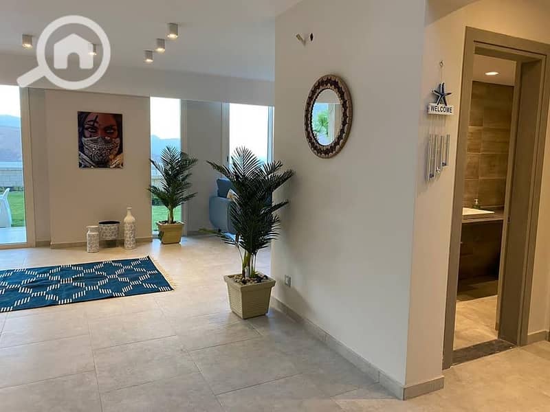 7 490c8447-4875-42ec-9115-8bc841aaa7c1. jpg