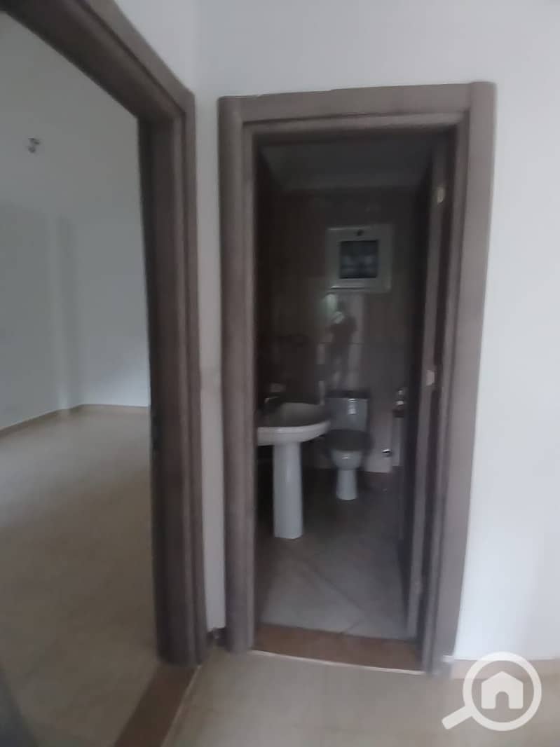 14 5e5355eb-284d-44fb-a111-c87a45166af0. jpg