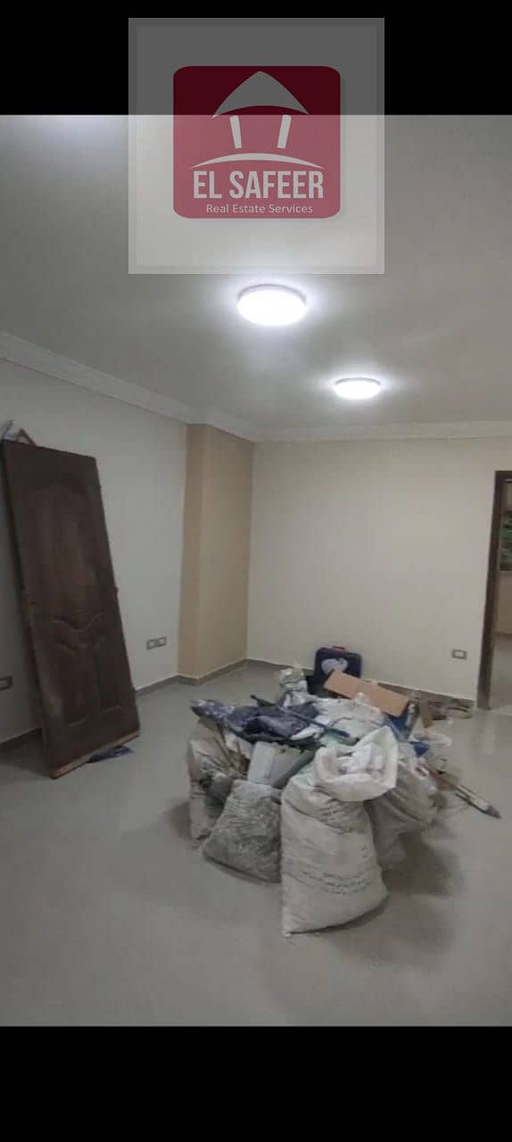 6 1e5492f8-2feb-4c03-a2db-fa5f1ba6b0a1. jpg