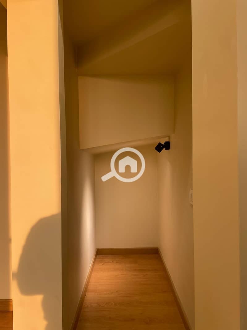 13 27d396c0-a382-488f-a3e7-4cfe7ac46956. jpeg