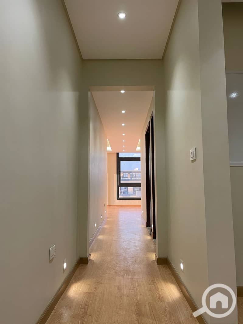 17 b9cd14ec-79b9-45ab-aac1-b3ff6fc5de04. jpeg