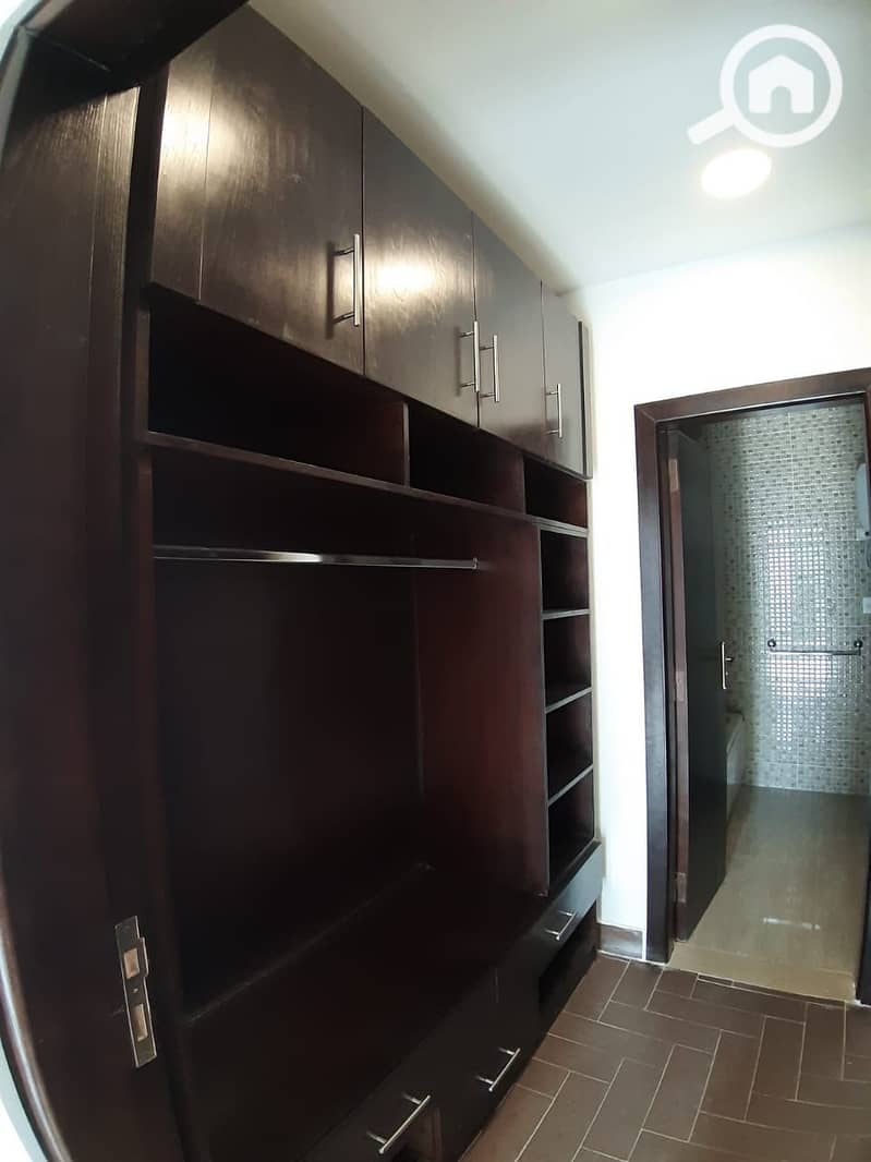 7 4f2b1283-93f1-4dc2-8e15-245951b86cbd. jpeg