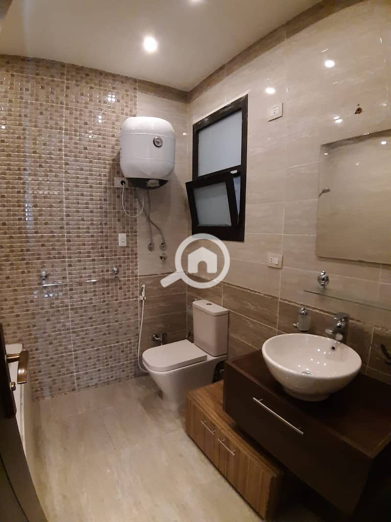 11 5e7fd4ed-d703-4ec9-a84d-04d913755fbe. jpeg