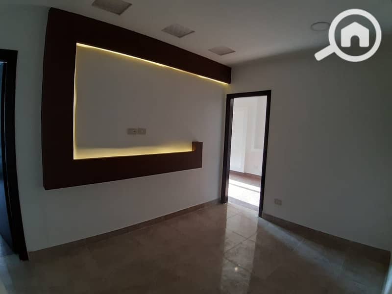 12 12f5c734-c617-4662-8961-3d1dac1ca197. jpeg