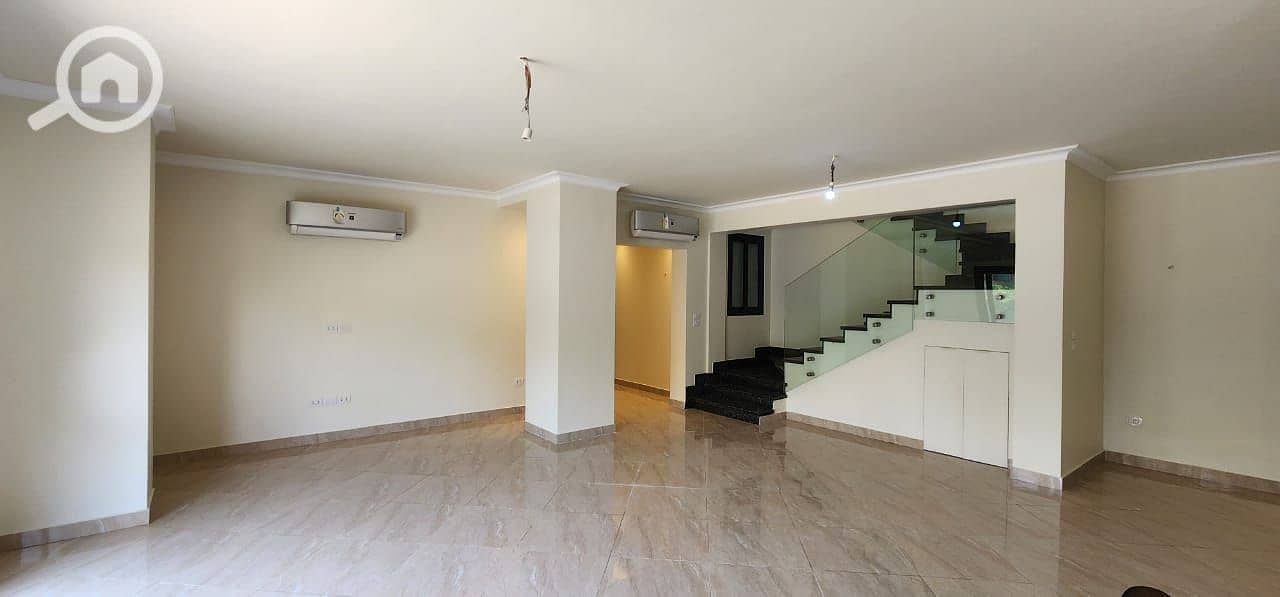 5 8a567f22-e82d-4366-87d7-0c991bd7ce01. jpg