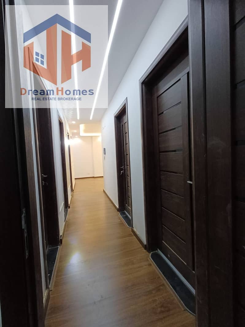 9 b58a9018-5b82-44c7-b55a-40c607e5a874. jpg