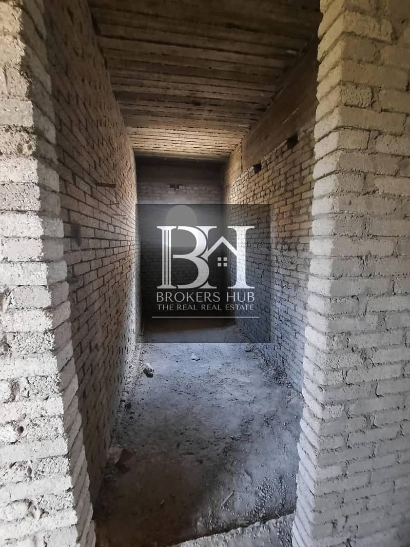 5 09424d0e-f884-4dcf-9d7b-e4072903dfe6. jpeg