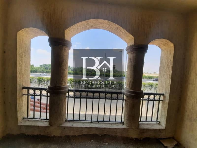 9 ef563f7b-d663-4b10-a3b8-43470175a379. jpeg