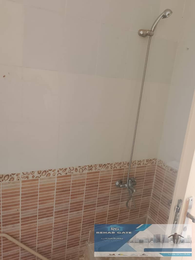 8 26d049ff-6550-4587-a920-a9cd065aa1a8. jpg